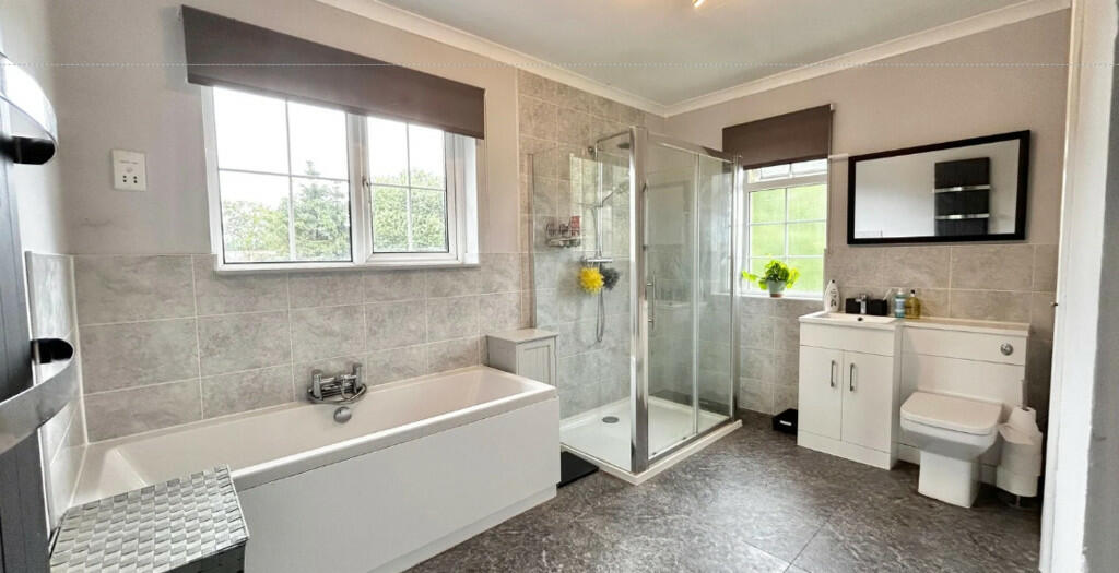 Screenshot bathro...