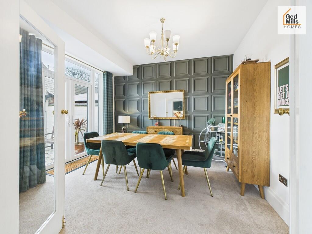 CAM04261G0-PR0114...