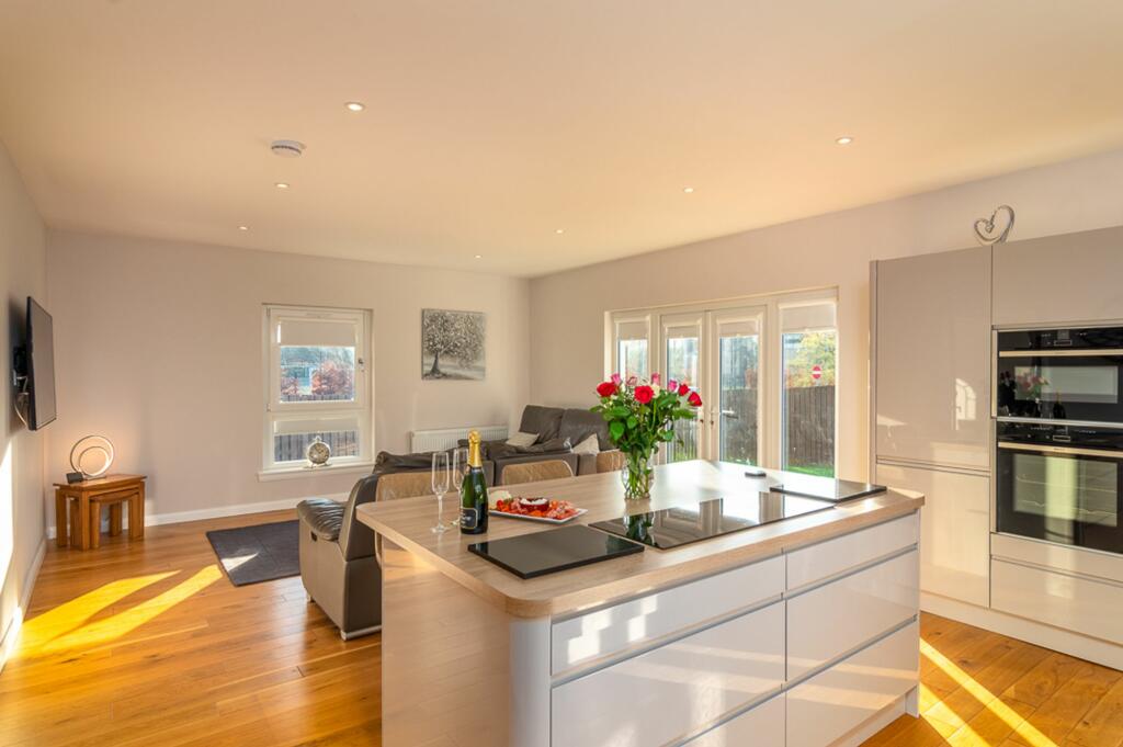 Open plan lounge and kitchen