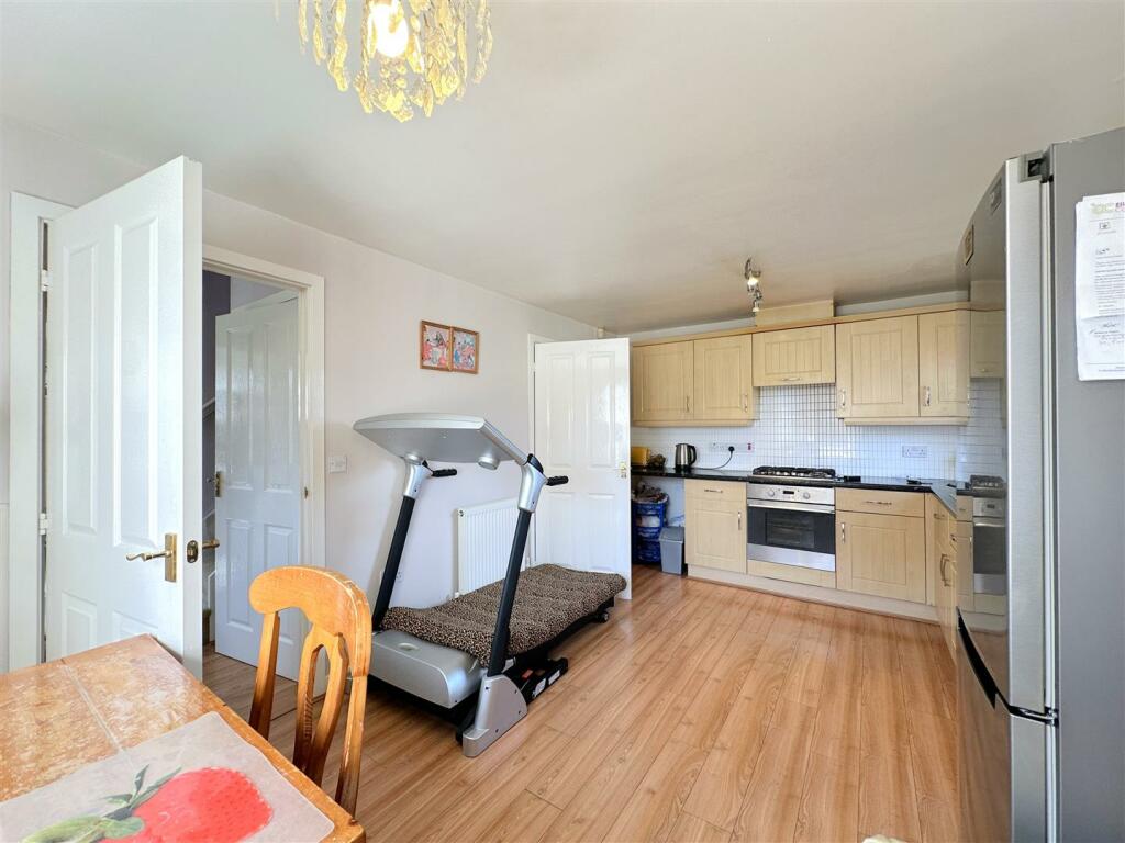 Kitchen / Diner