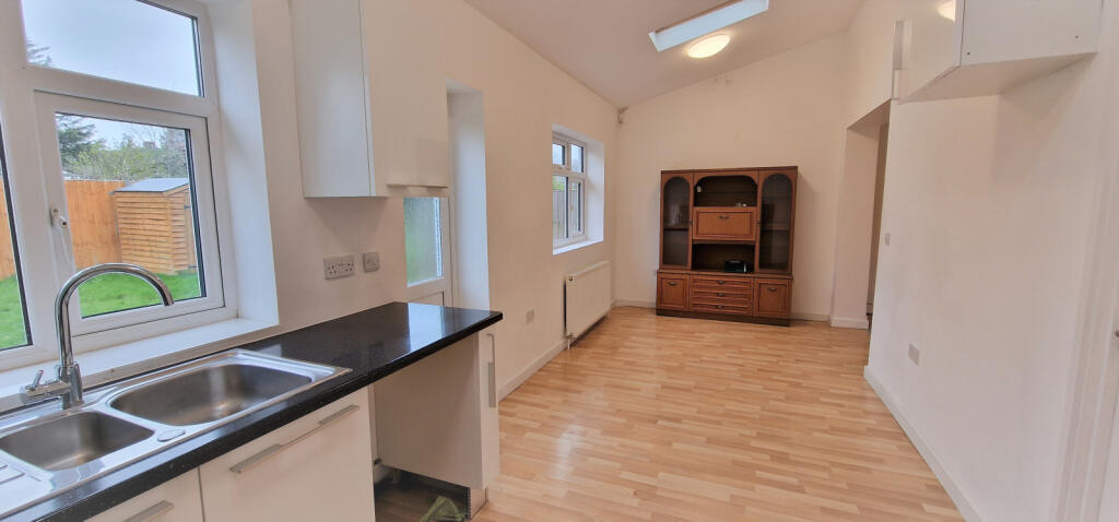 KITCHEN-DINER