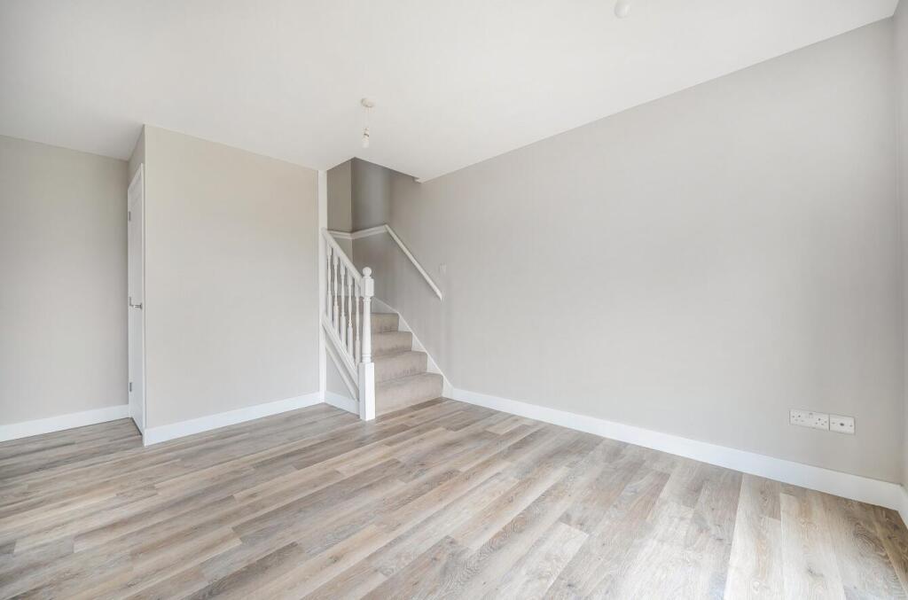 678e22fc212cf-l-1230048 (14).jpg