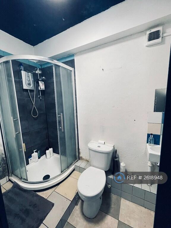 Showern Room