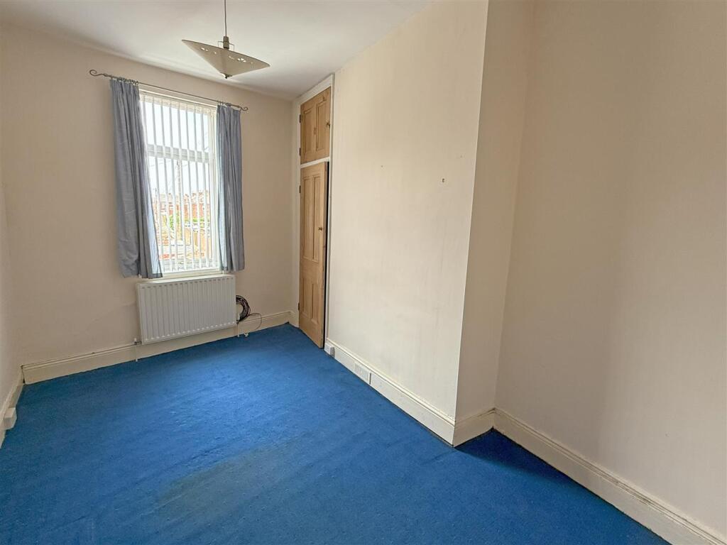 Bedroom 2.jpg