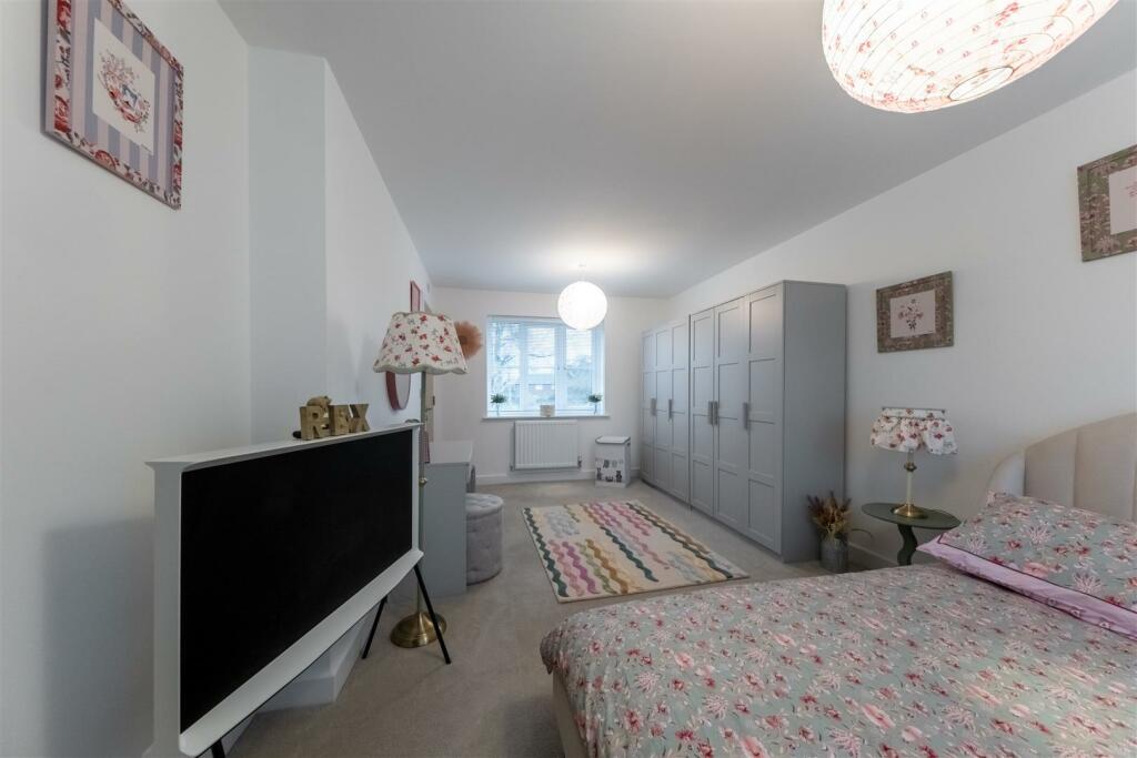 8 Mulberry Avenue-022.jpg