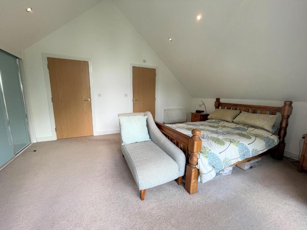 Master Bedroom ...jpeg