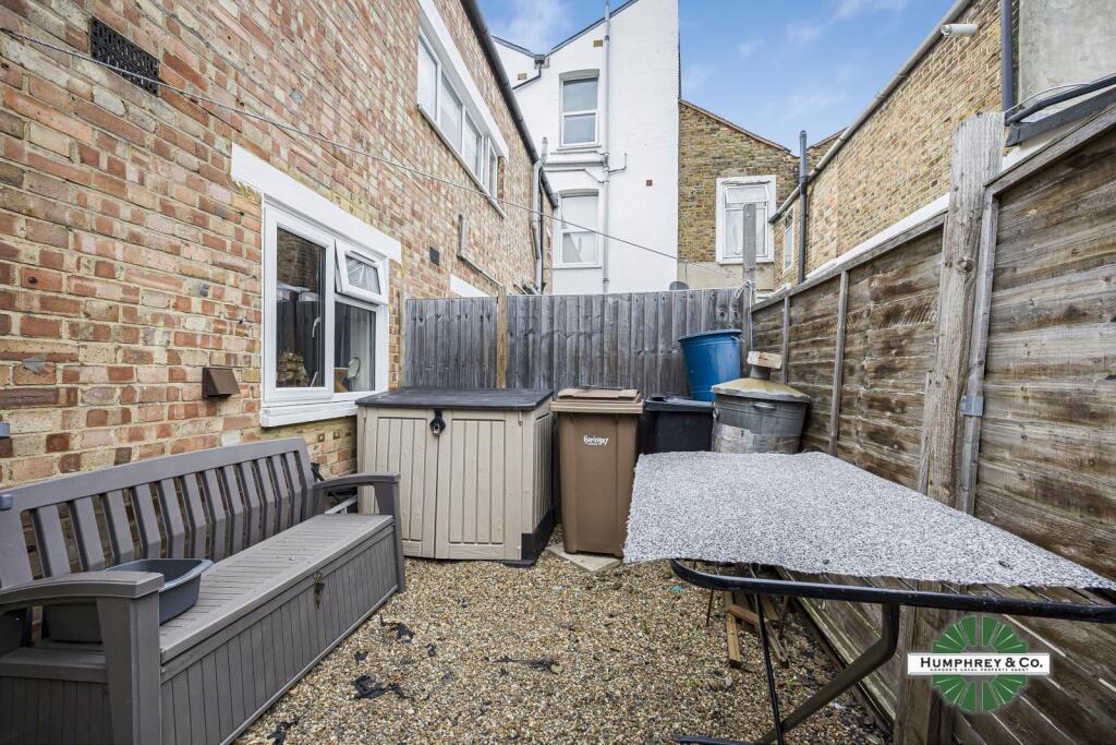 Two Bedroom Ground Floor Apartment