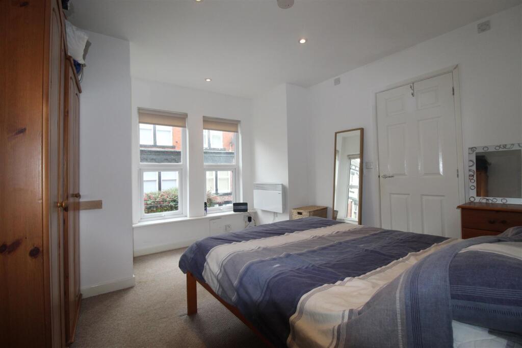 Bedroom.JPG