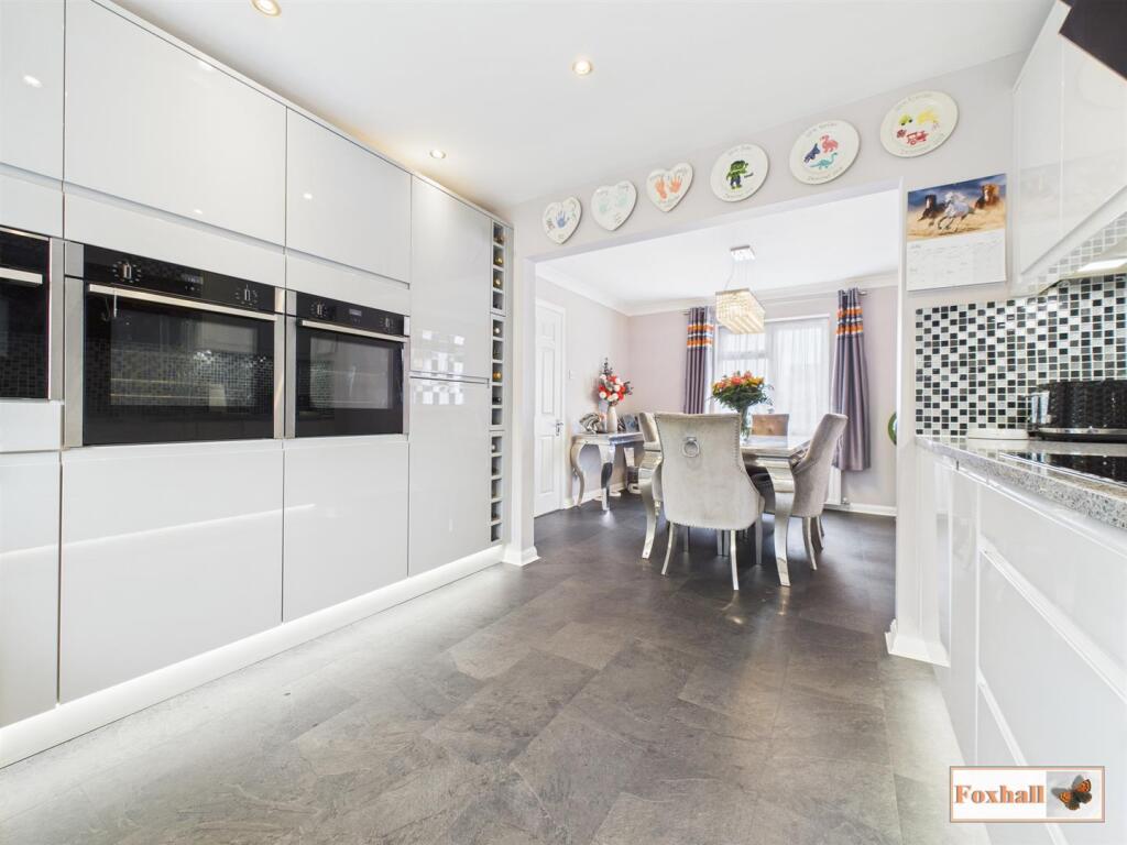 Kitchen / Diner