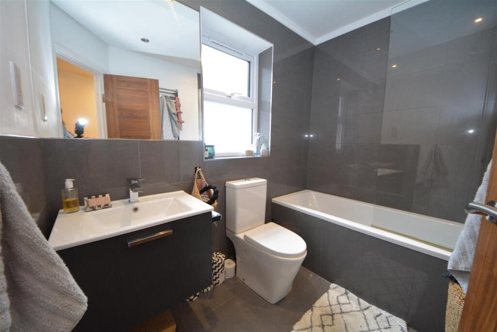 bathroom this one.JPG