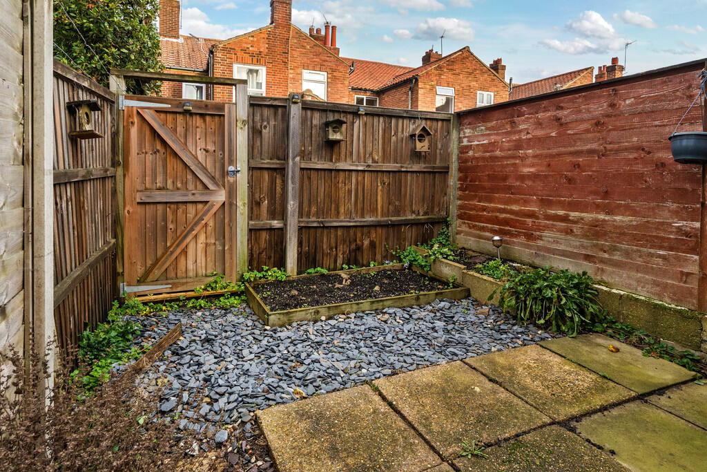 1393008-11-69429c...