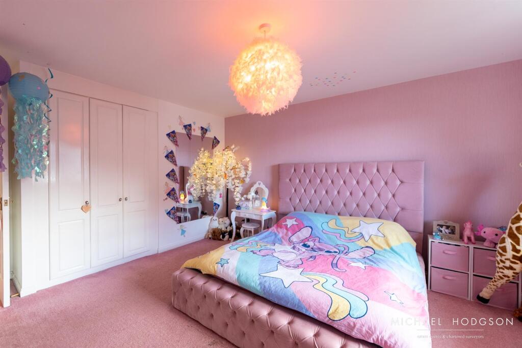 6, Normanby Court-42.jpg