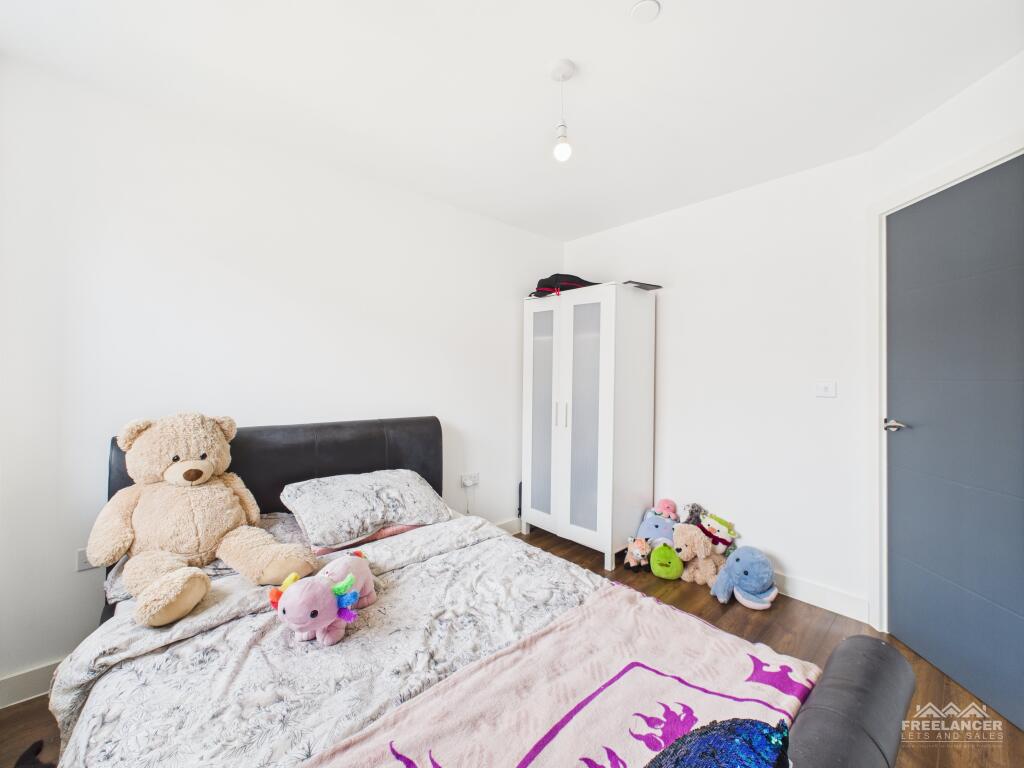 Bedroom 2(b)