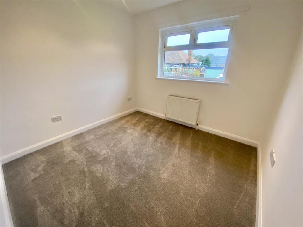 Bramleys Estate Agents - Hepworth Drive - Mirfield