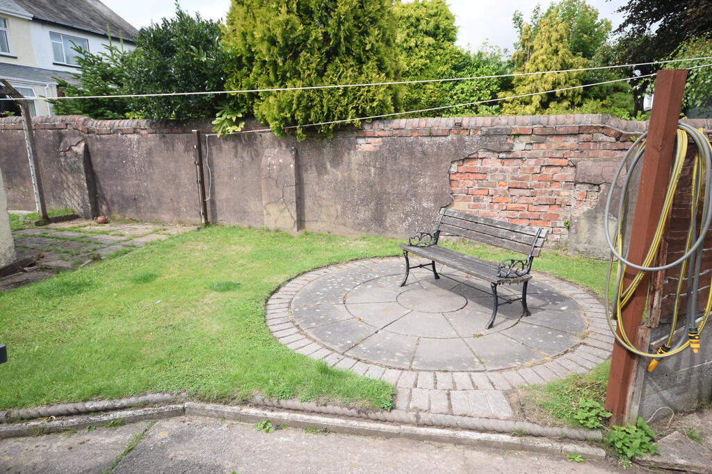 GARDEN 