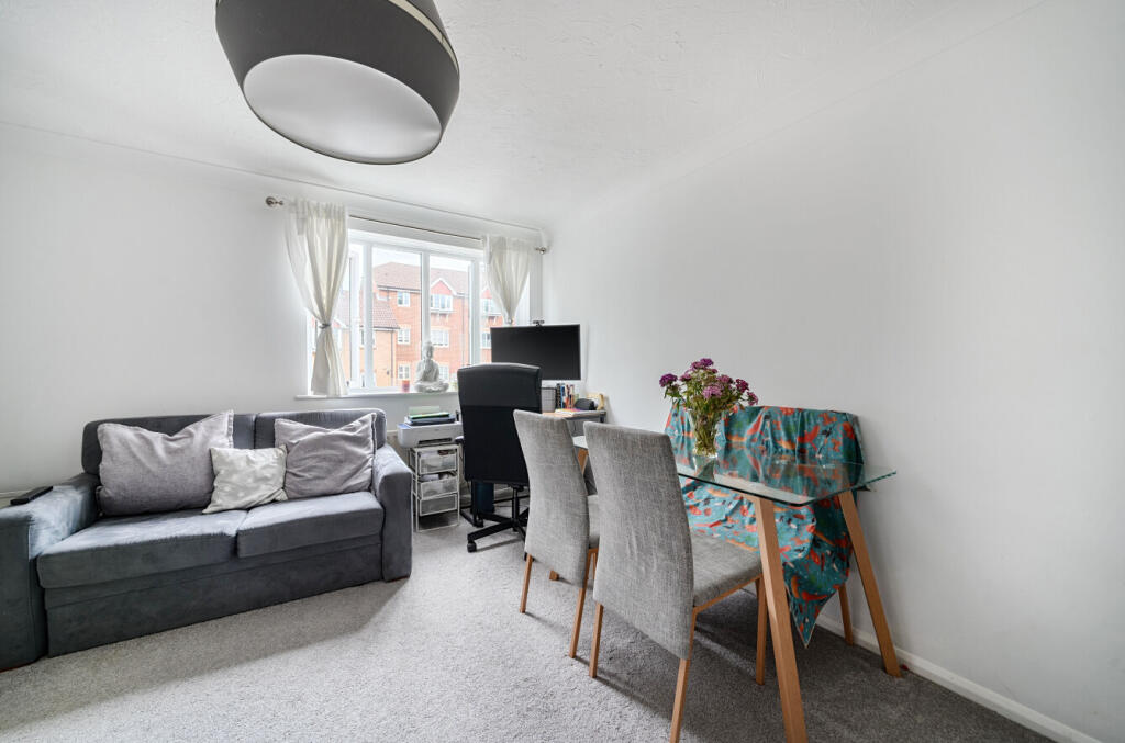 1297761-14-683731...