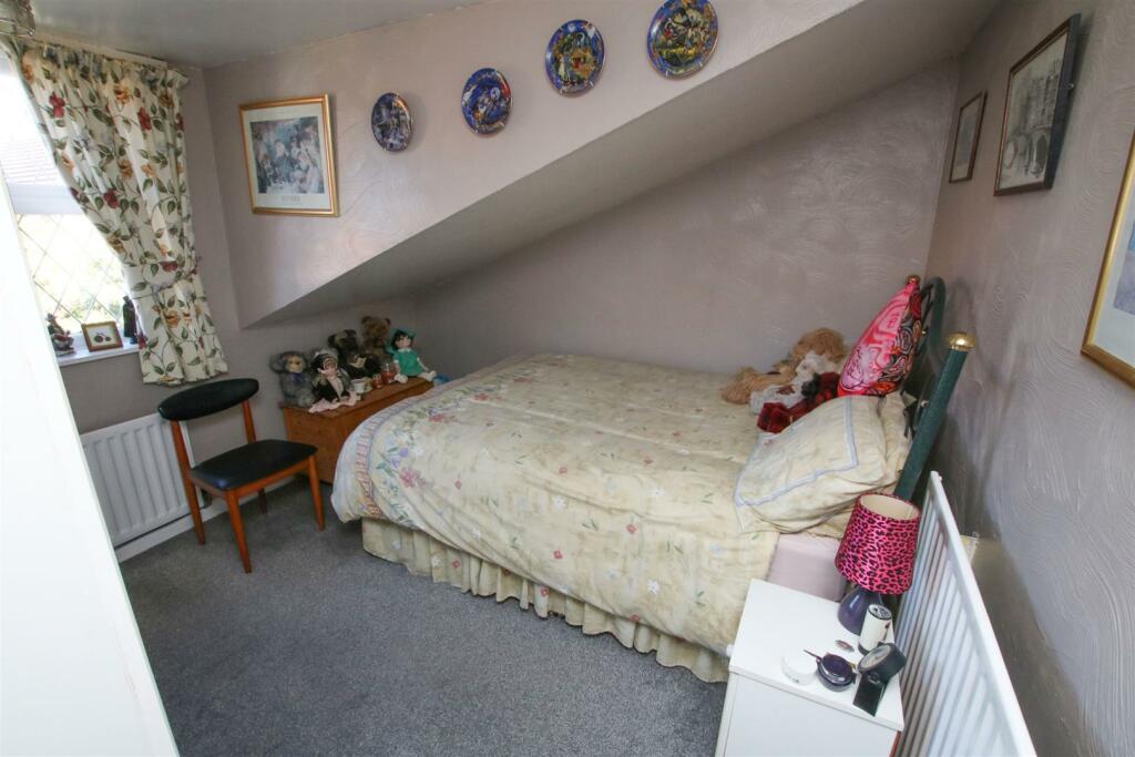 BEDROOM 3