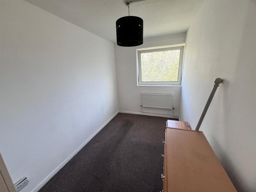 Bedroom1.jpg