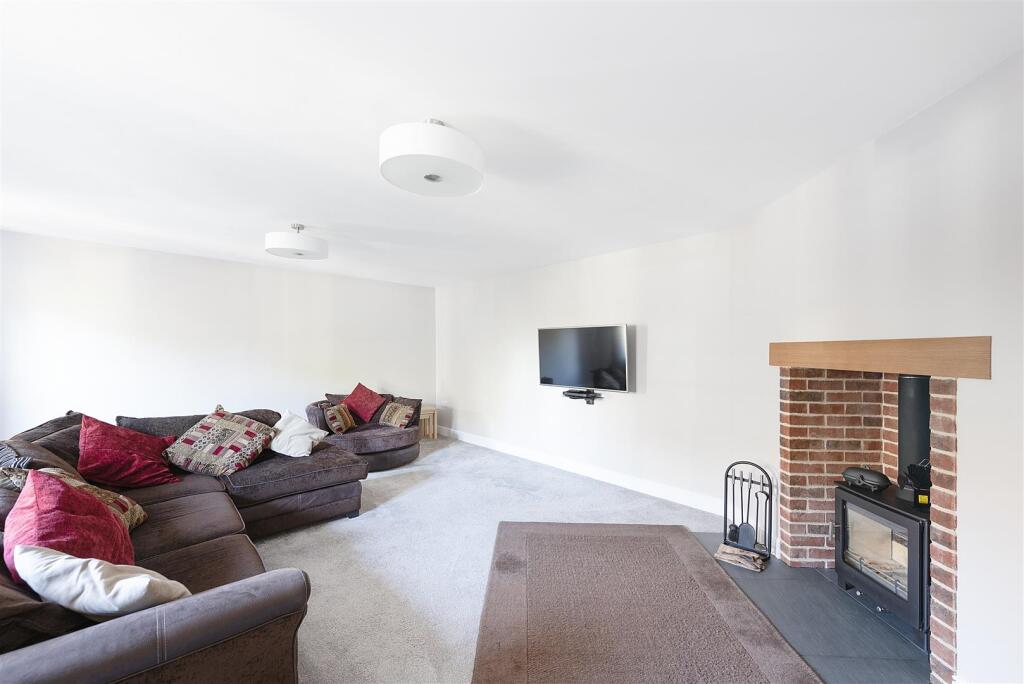 The Chitterings ph10.jpg