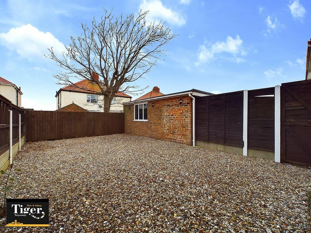 CAM02176G0-PR0406...