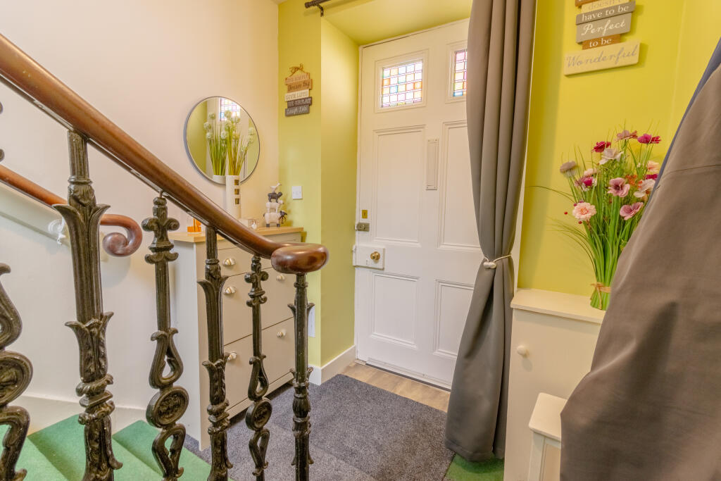 Front Entrance &amp; Staircase