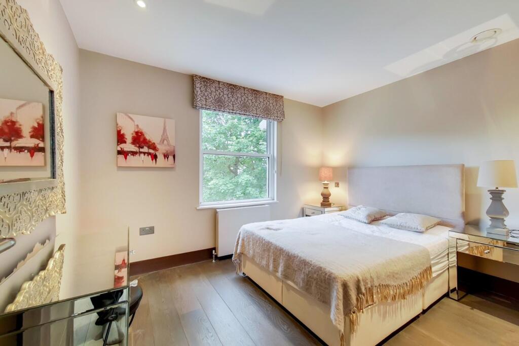 17_Bedroom 2-1.jpg
