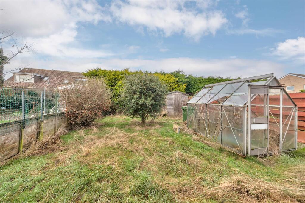 40 Lowson Avenue Carnoustie-13.JPG