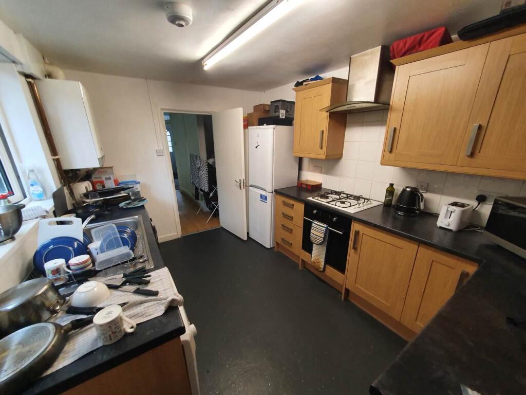 Kitchen Reverse
