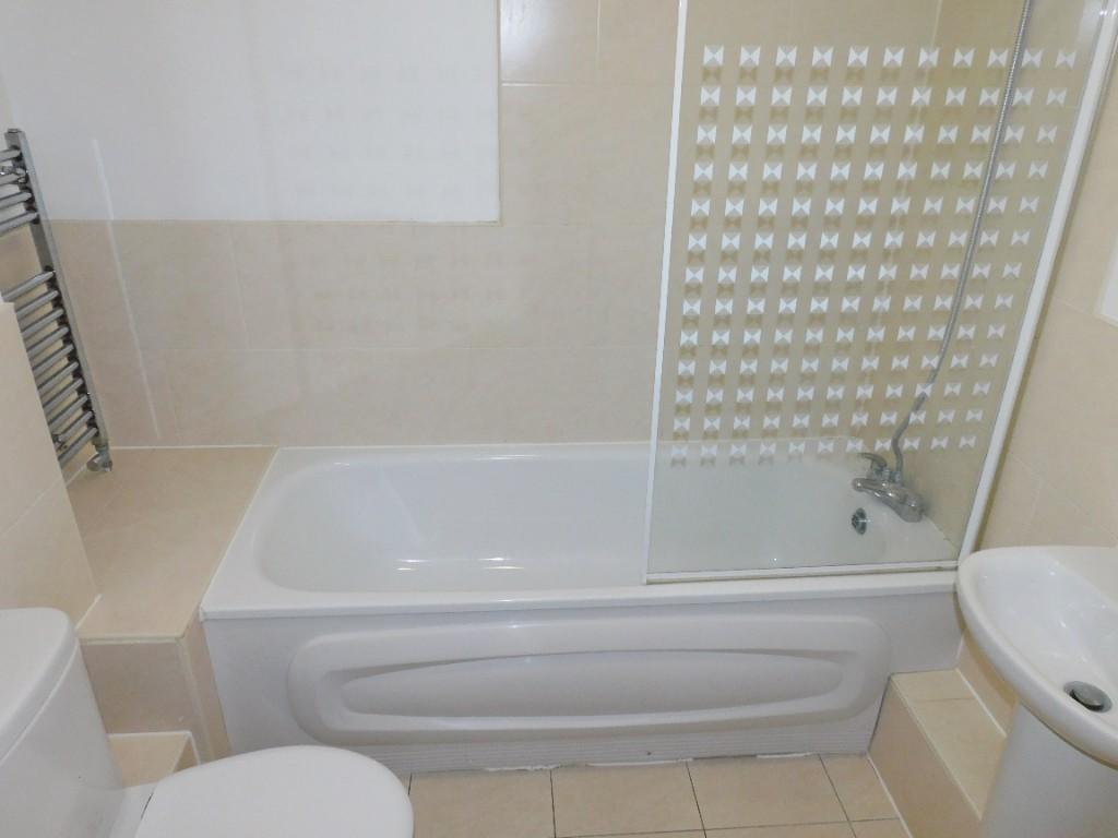 Bathroom (2)