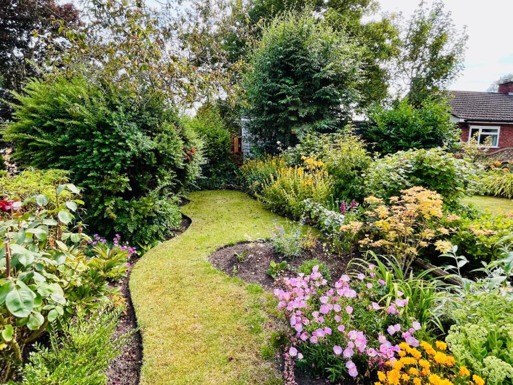 Garden Aspect 1