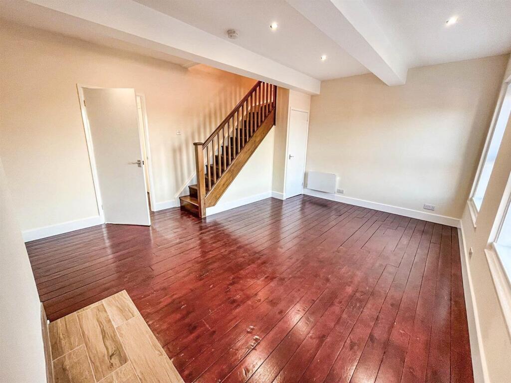 WhatsApp Image 2023-02-09 at 09.56.00 (3).JPG