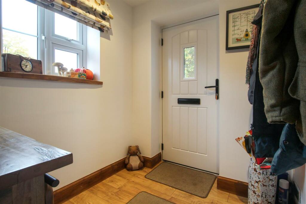 hallway-1-1.jpg