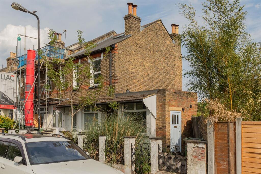 Jessie Cottages, Low Hall Lane, E17
