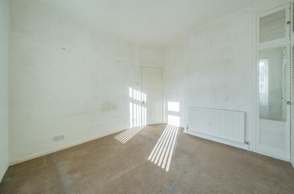 1345682-18-68b091...