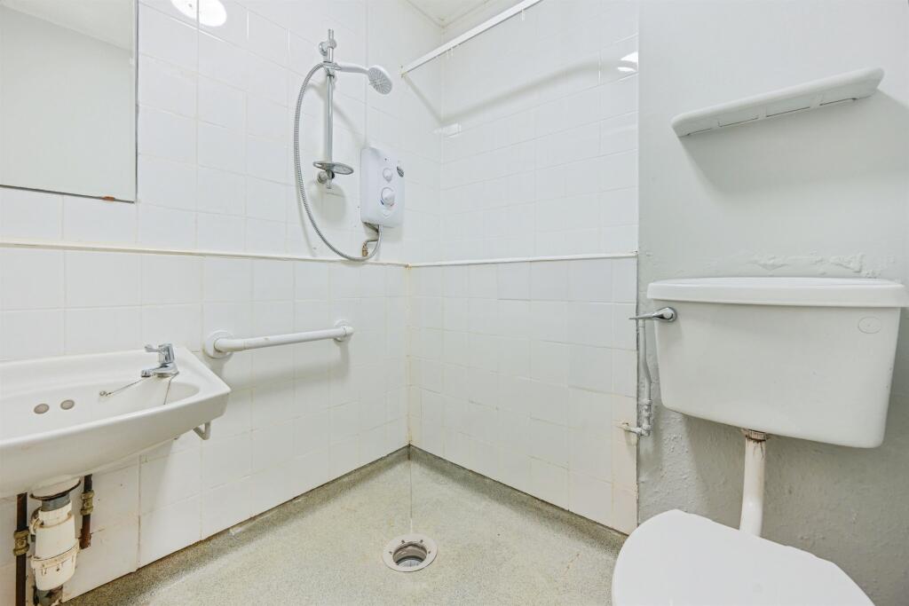 Wet Room: