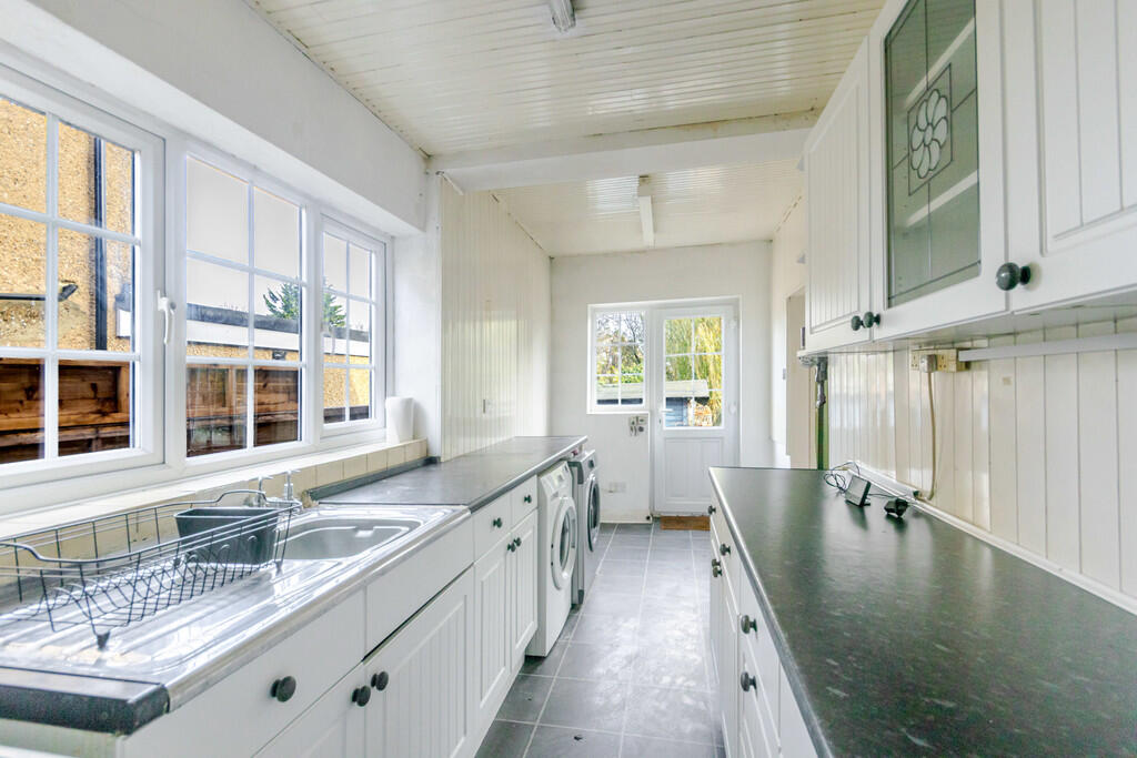 Kitchen 2