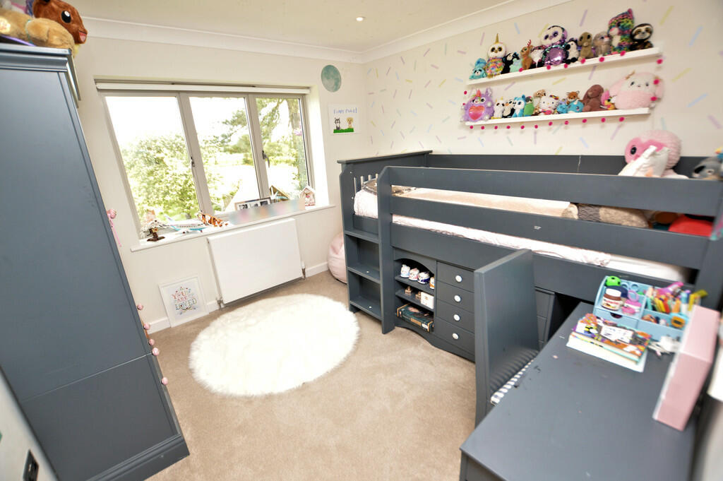 Third Bedroom Int...