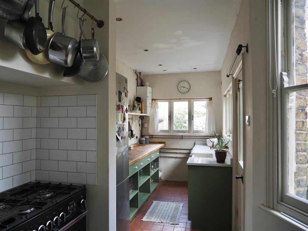 Clevedon Road SE20 7QQ - 28 of 46.jpeg