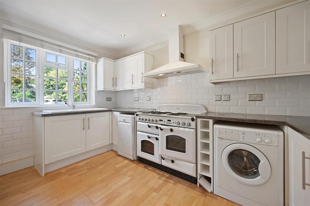 RCAR- Melina road7.JPG