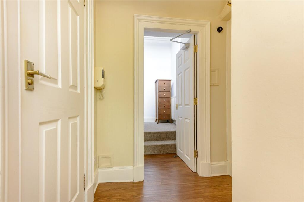 Rothesay Terrace. 16