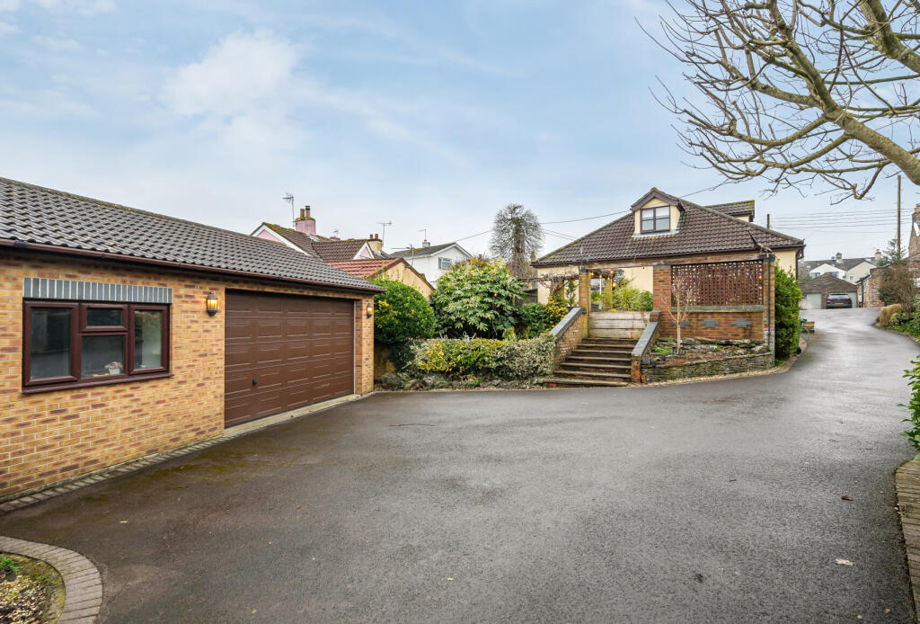 Garage &amp; Parking