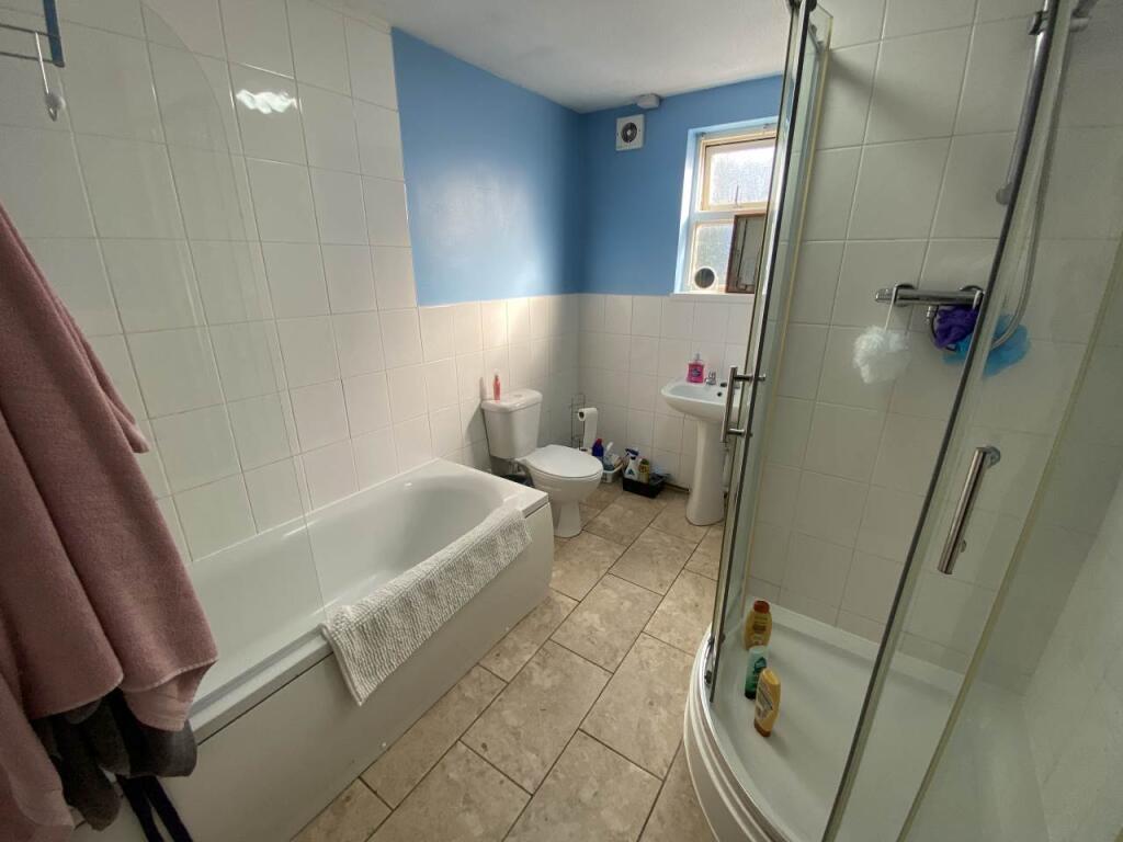 First Floor Shower R