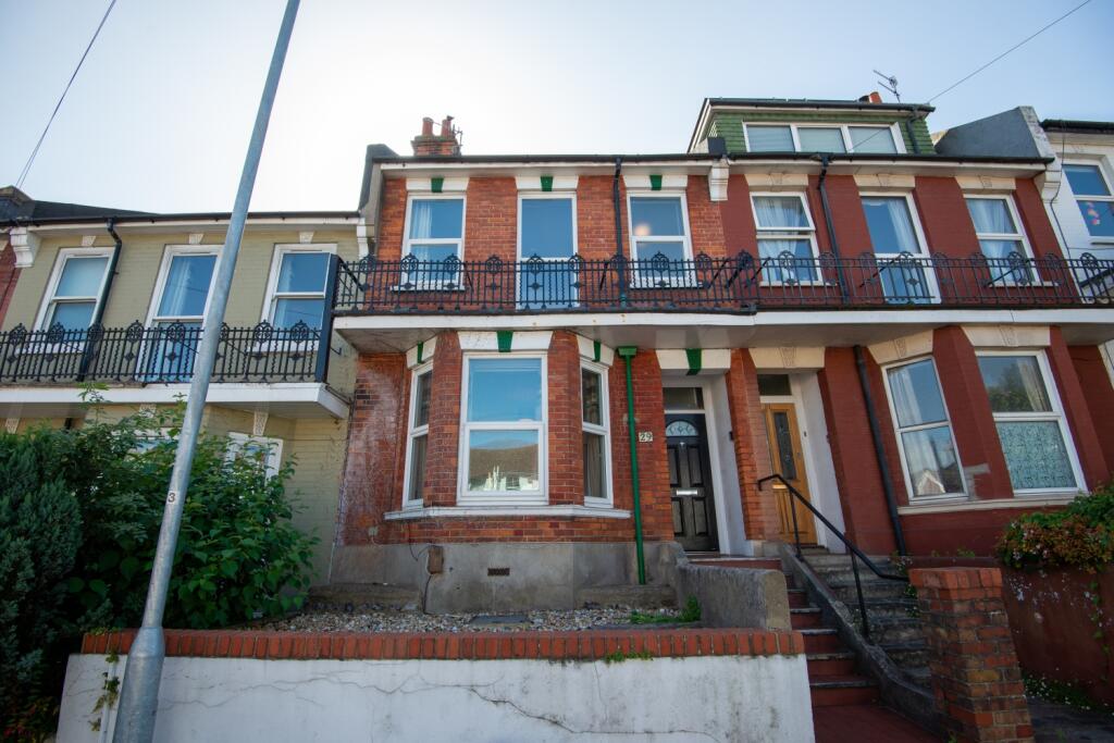29 Hollingbury Road FoH (2)