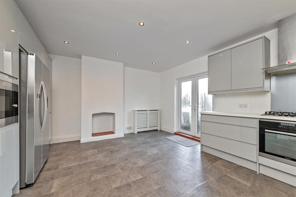 429HatfieldRoad-11.jpg