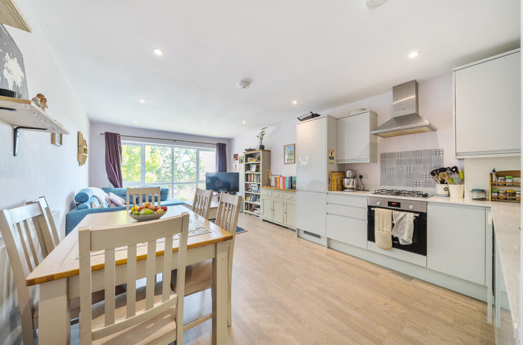 Reception/Kitchen