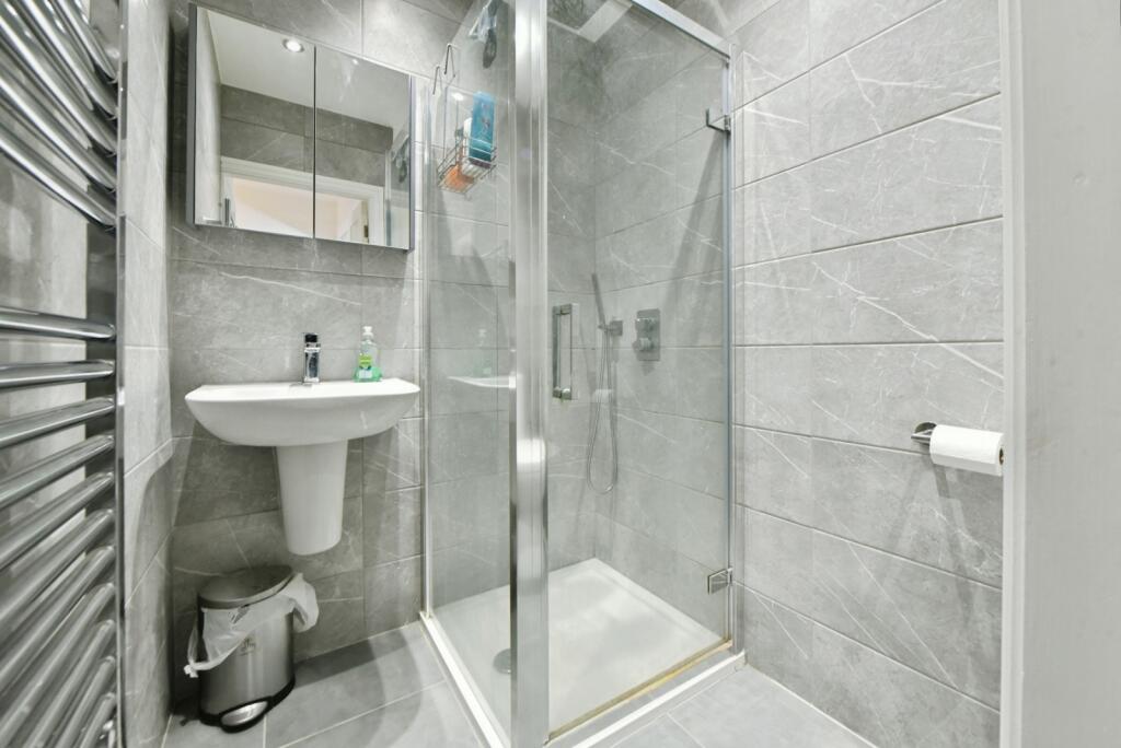 Modern Shower Room