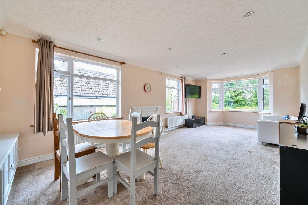 Double Reception Room