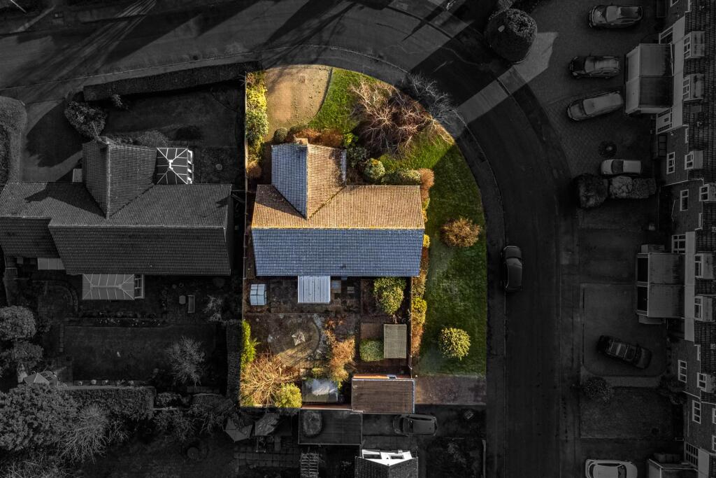 26 Greys Close-24.jpg