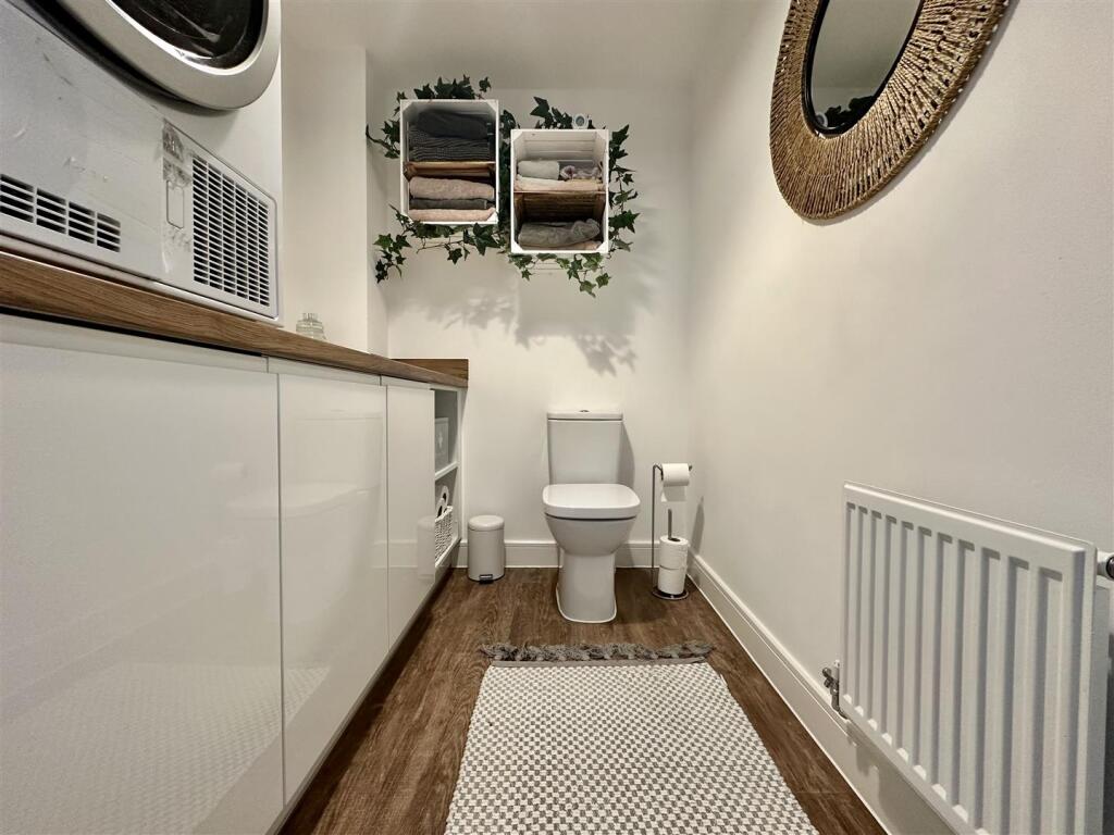 Utility/Cloackroom