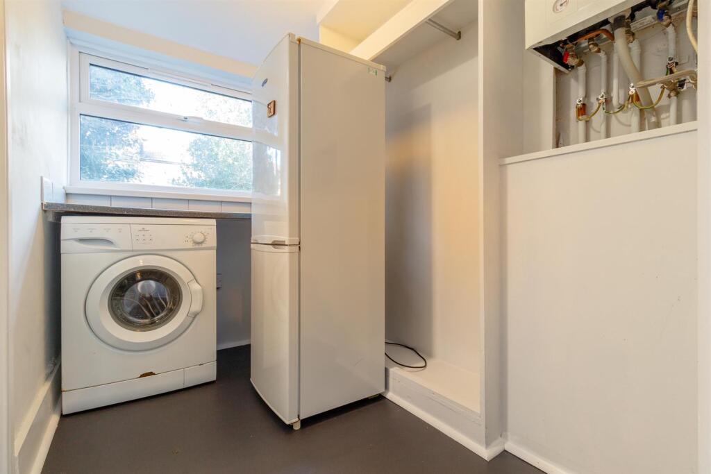 8KensingtonGardens_IG13EL_GFF (16).jpg